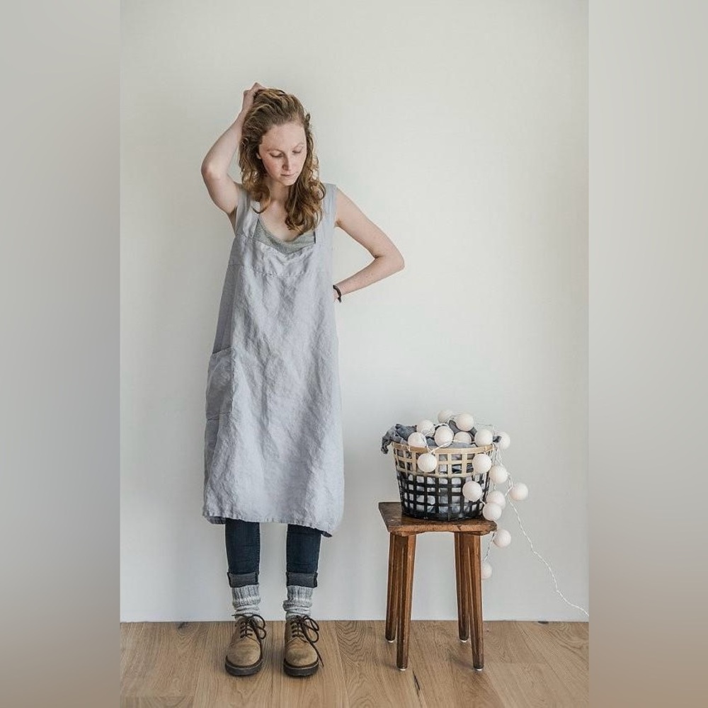 notPERFECTLINEN Cross-Back Pinafore Apron